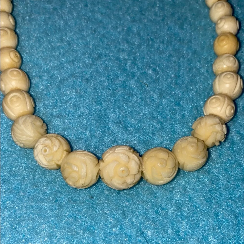 ROSE CABBAGE Necklace vintage 1920 hand carved bone beads art deco cream color - Image 2