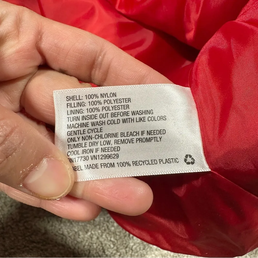 Wild Fable Red Multi Poppy Full Zip Puffer Nylon Vest Retro 90s Style Size XL - Image 9