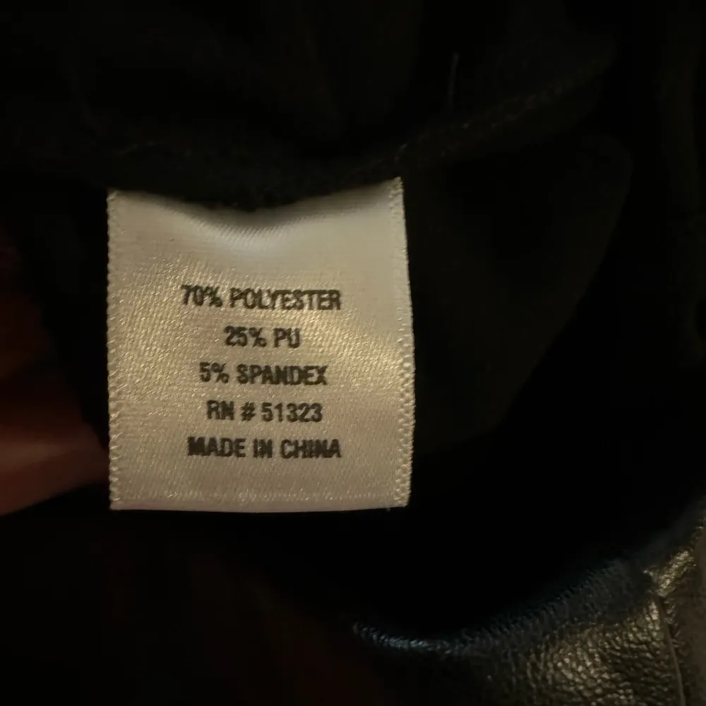 Vince Camuto Faux Leather Trousers Black Pants, US Small, Boot Cut Legs - Image 6