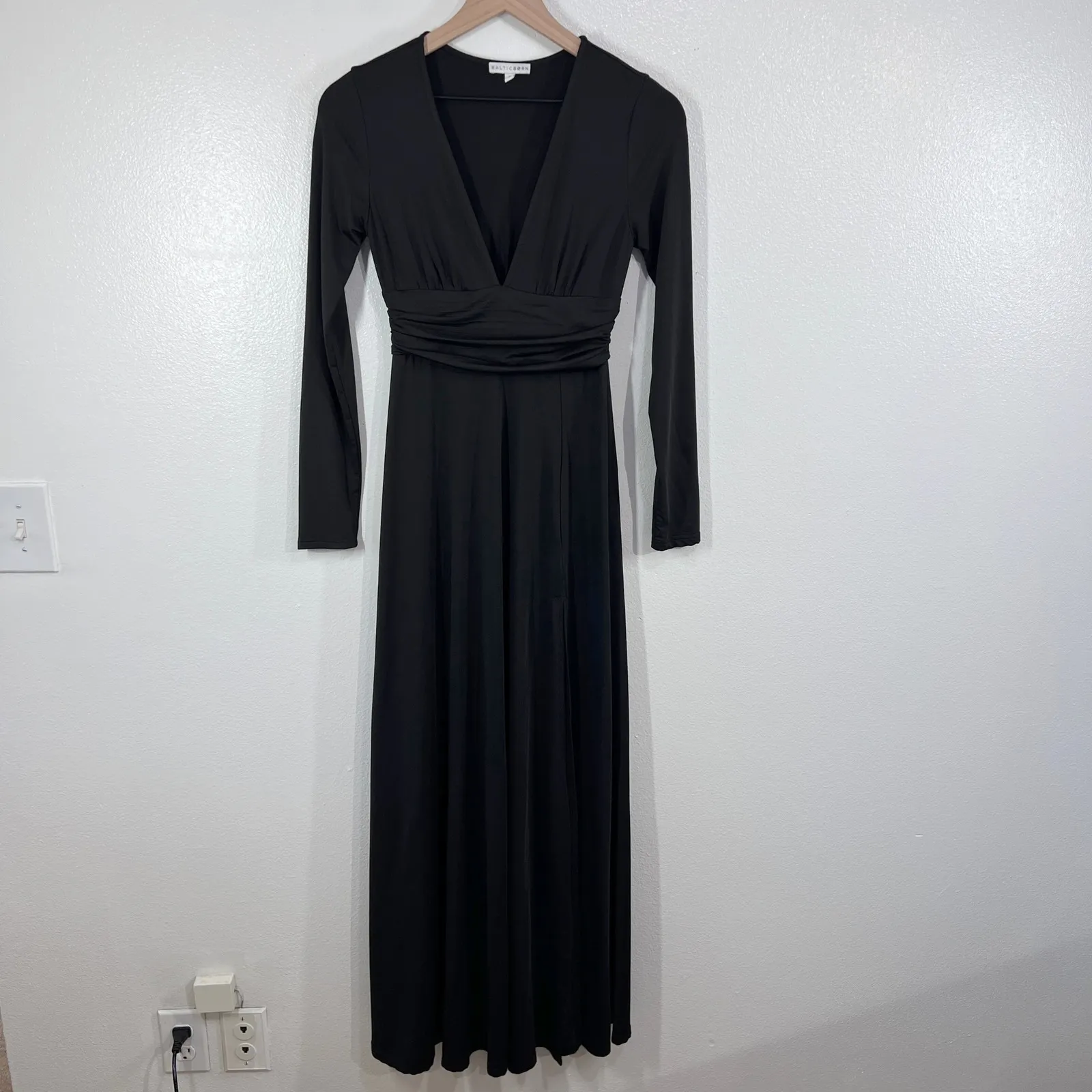 Baltic Born Women's Size Small Black Maxi‎ Dress Deep V Neck Ruched Waist DD3262 - Image 2