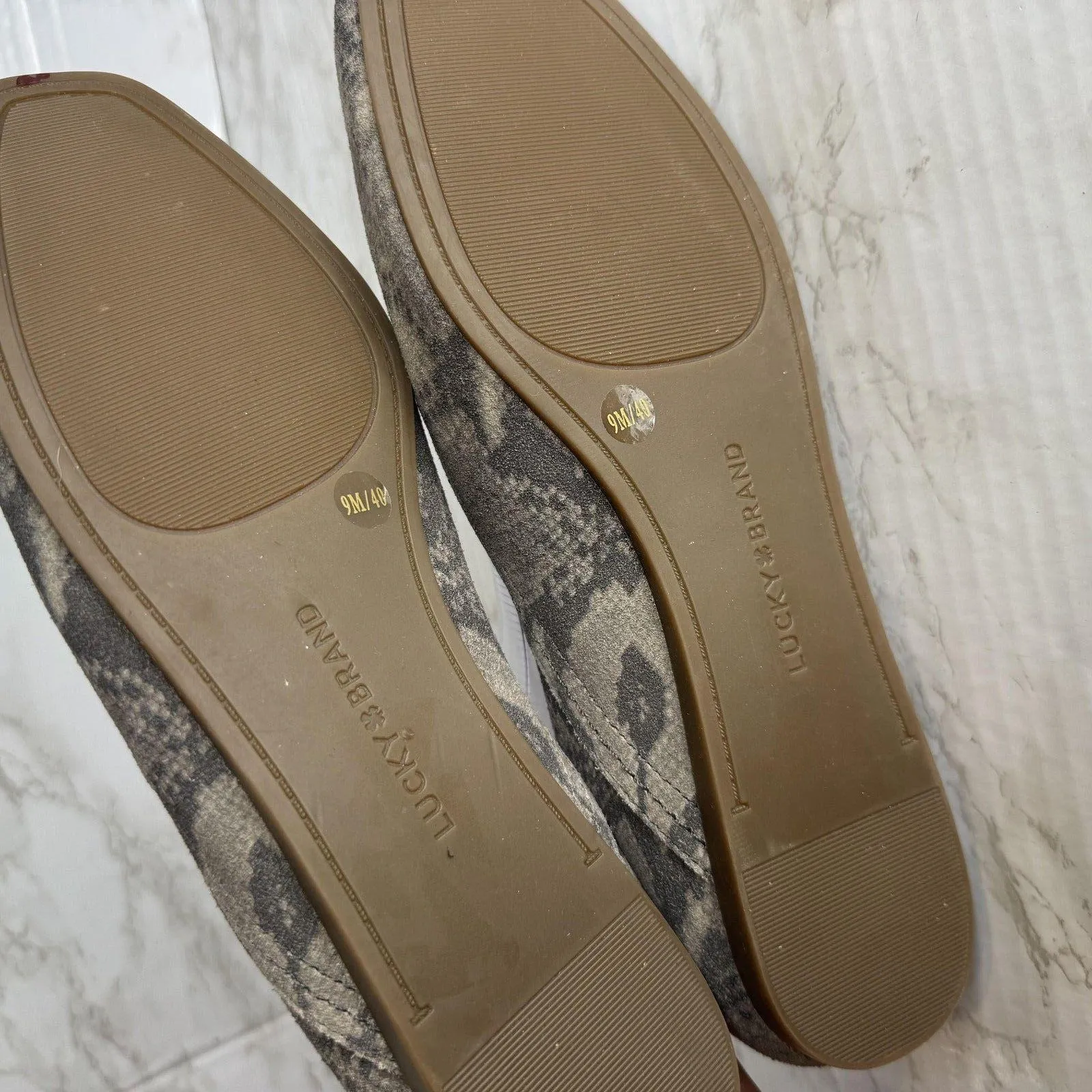 Lucky Brand Shoes Womens Size 9 M Gray Snake Print Flats Slip On Ballet Comfort - Image 10