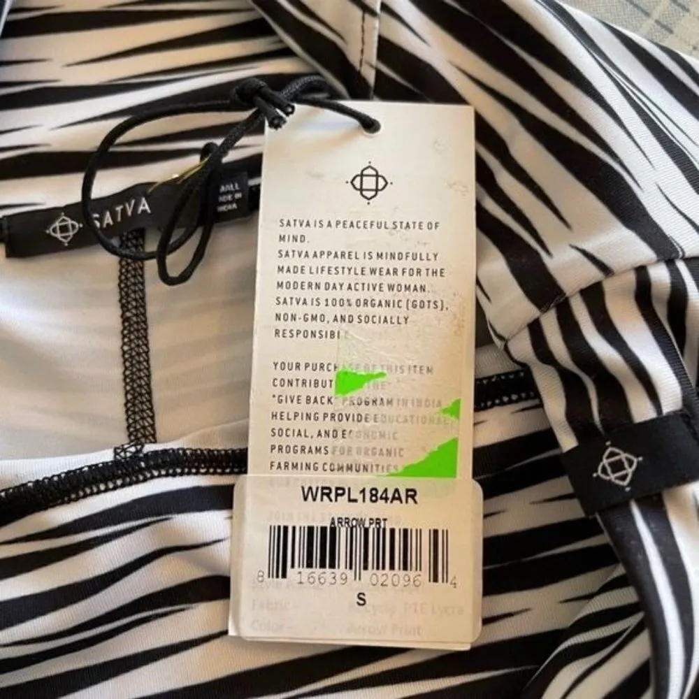 NWT Satva Cassie Capri In Arrow Print - Image 8