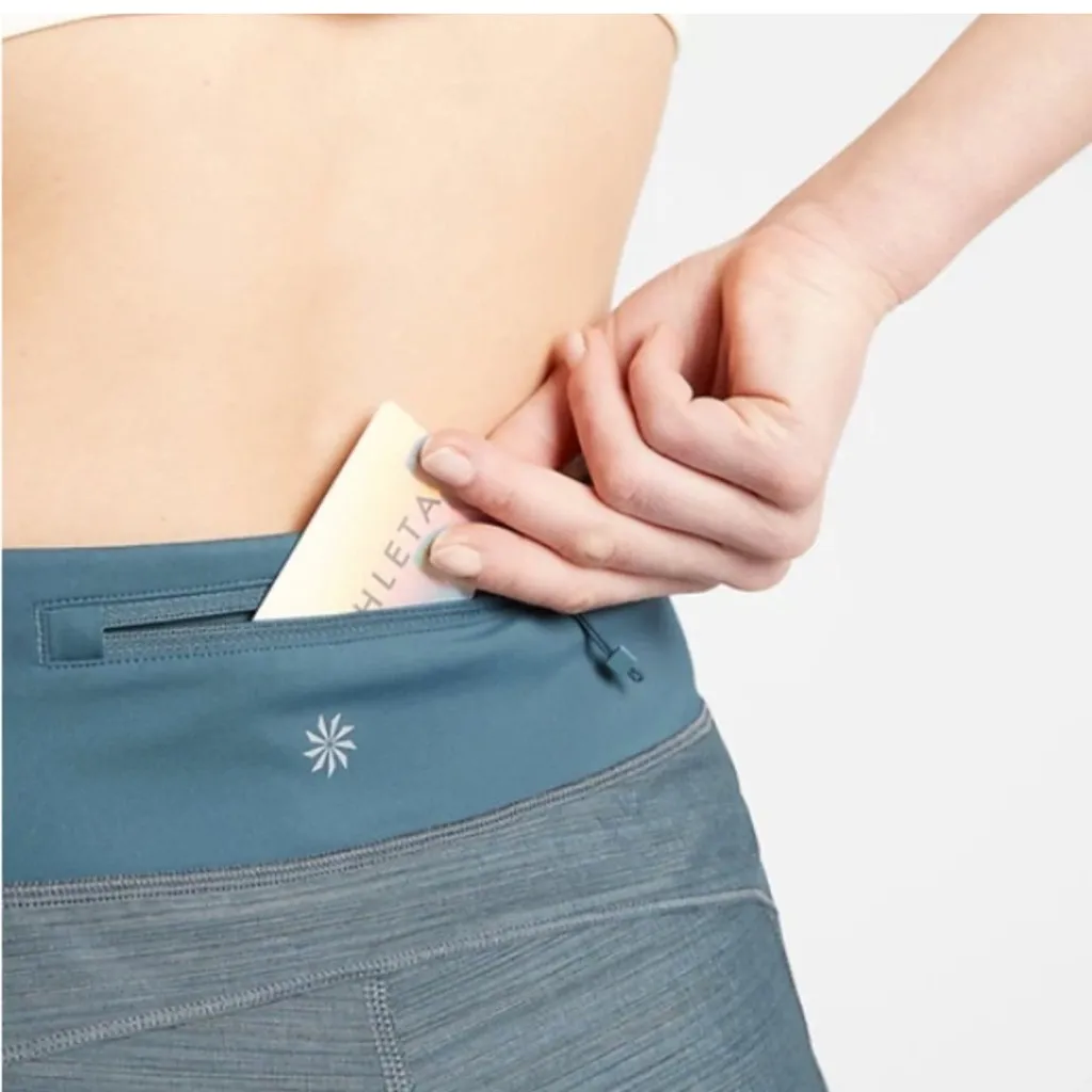 Athleta Size Small Run With It Textured 3.5" Short Heathered Teal - Image 5