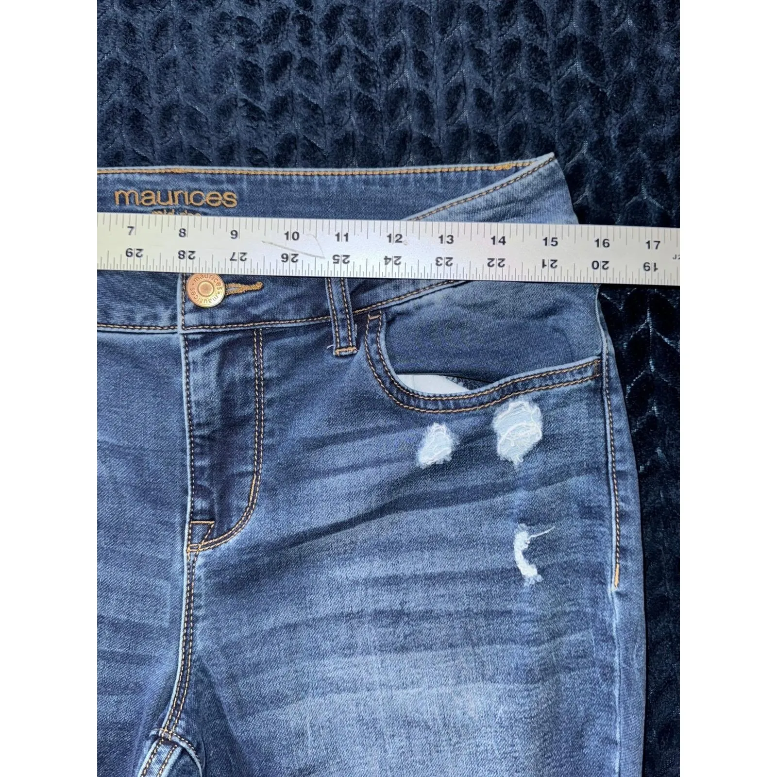 Maurices Mid-Rise Destressed Jeans‎ Distressed Denim Casual Everyday Size M - Image 7