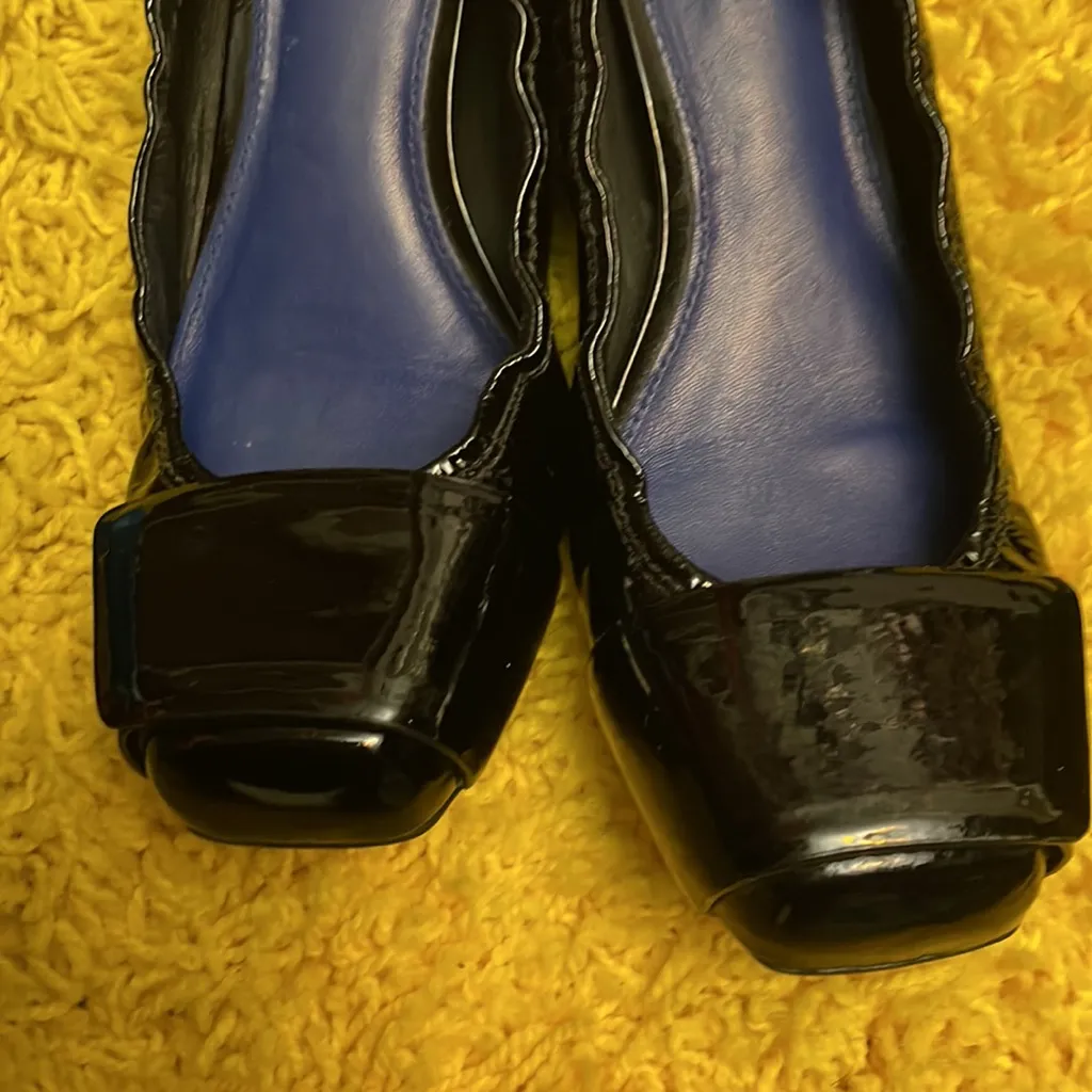 Theory Patent Leather Wedge Ballet Flat . Black - Image 14