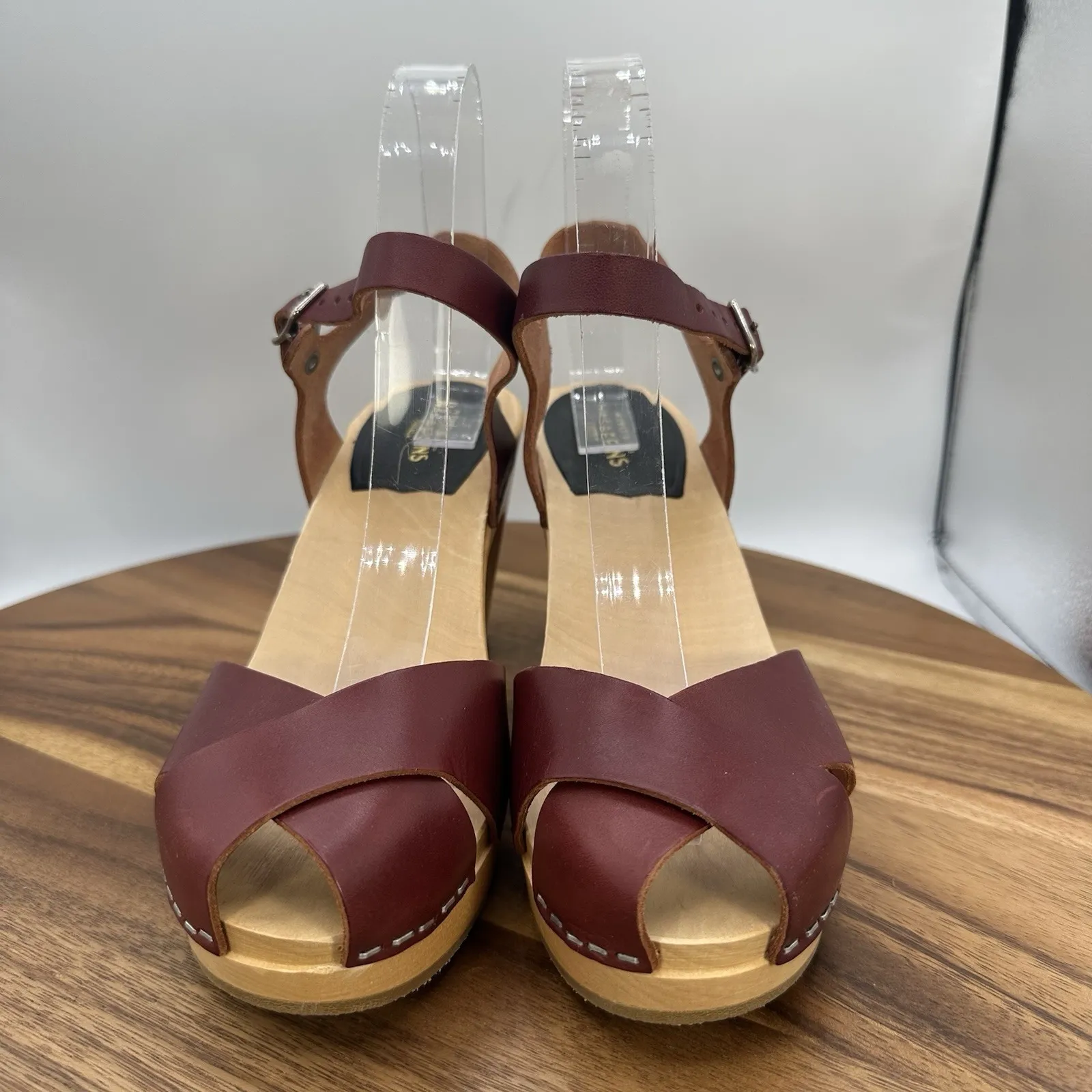 Swedish Hasbeens Merci‎ Clogs Heeled Sandals Wine Red Wooden Women's 37 US 7 - Image 4