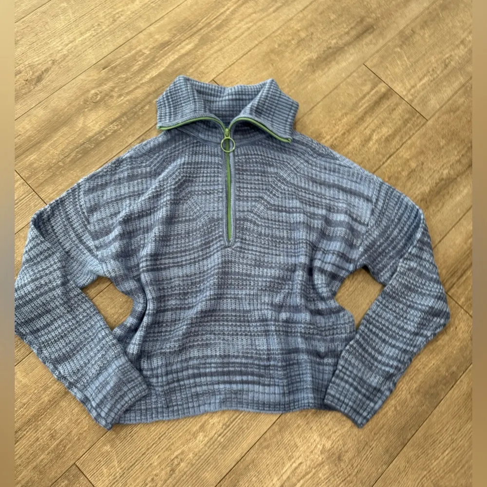 AERIE oversized zip sweater 🤍 - Image 12