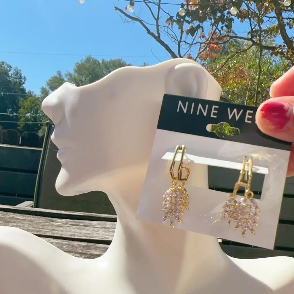 Nine West gold tone flower leaves crystal Earrings loops ears of wheat drops - Image 4