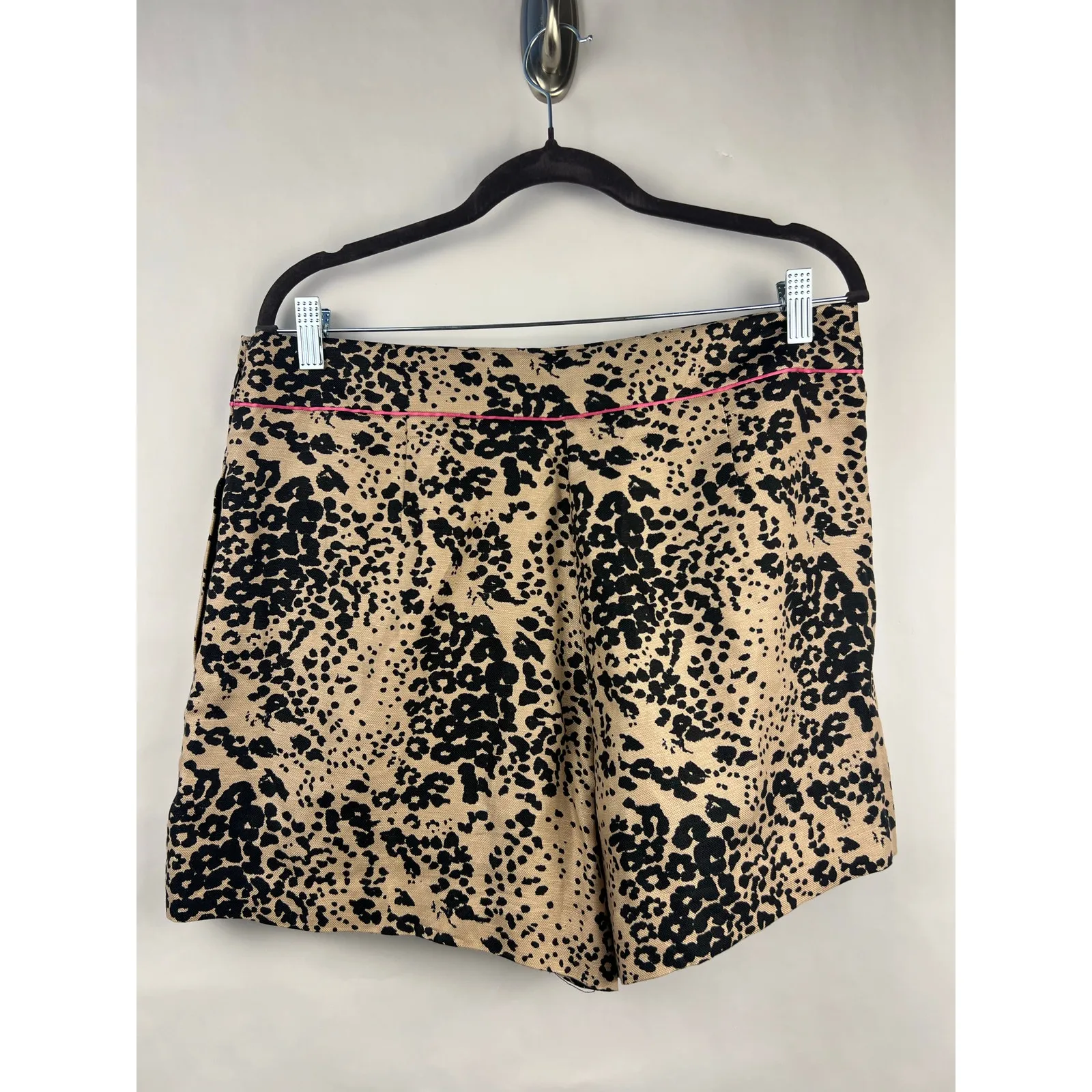 J.Crew Linen Lyocell Animal Print Shorts Tan Black Pink Trim High Rise Size 12 - Image 7