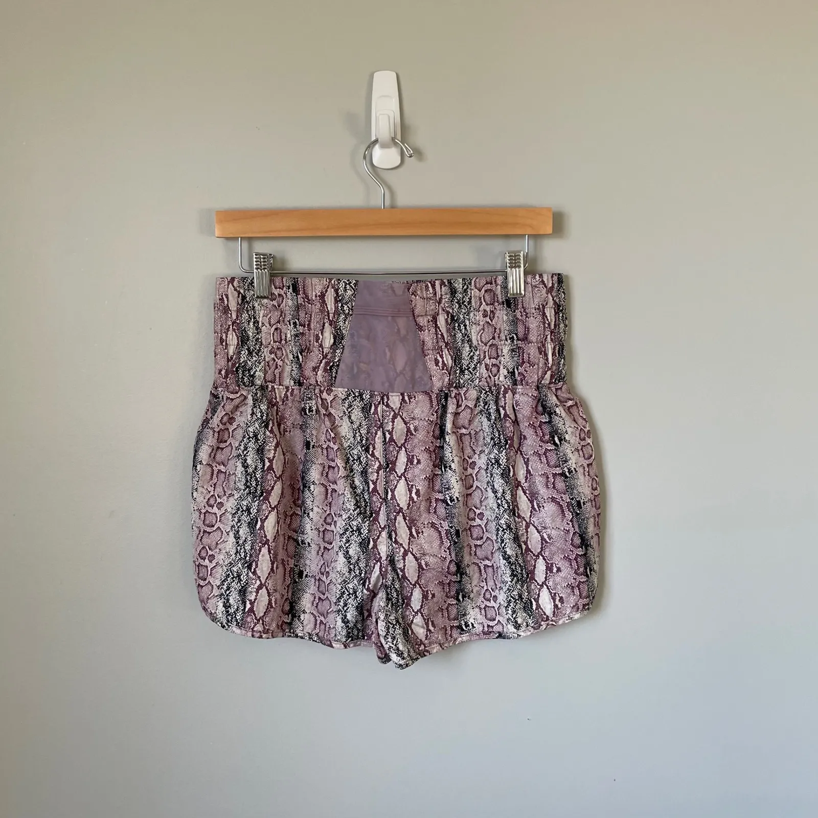 Free People Movement Snake Print Smocked Waist Shorts Purple Lavender Size Large - Image 2