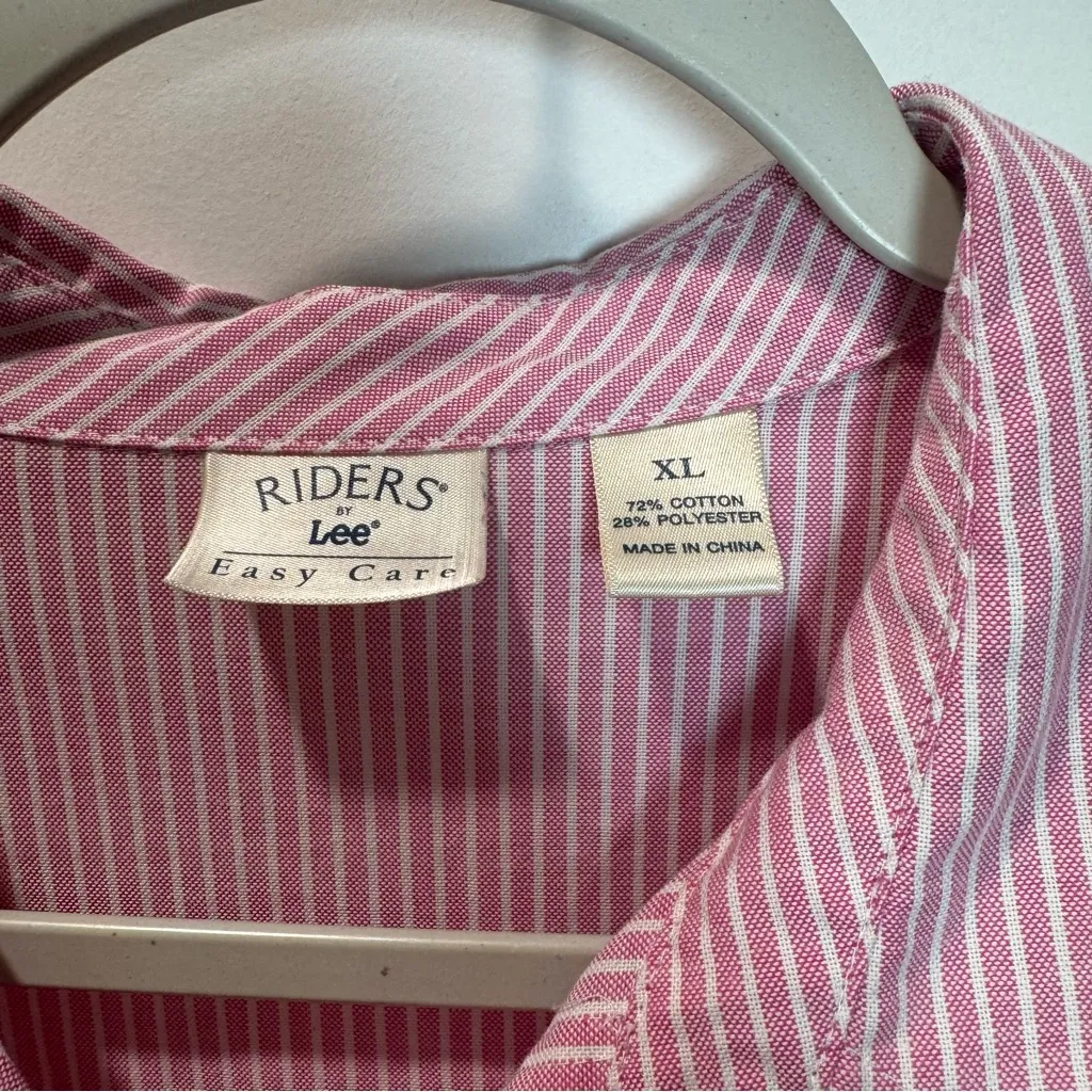 Riders by Lee Pink and White Striped Shirt size XL long sleeve button up - Image 2