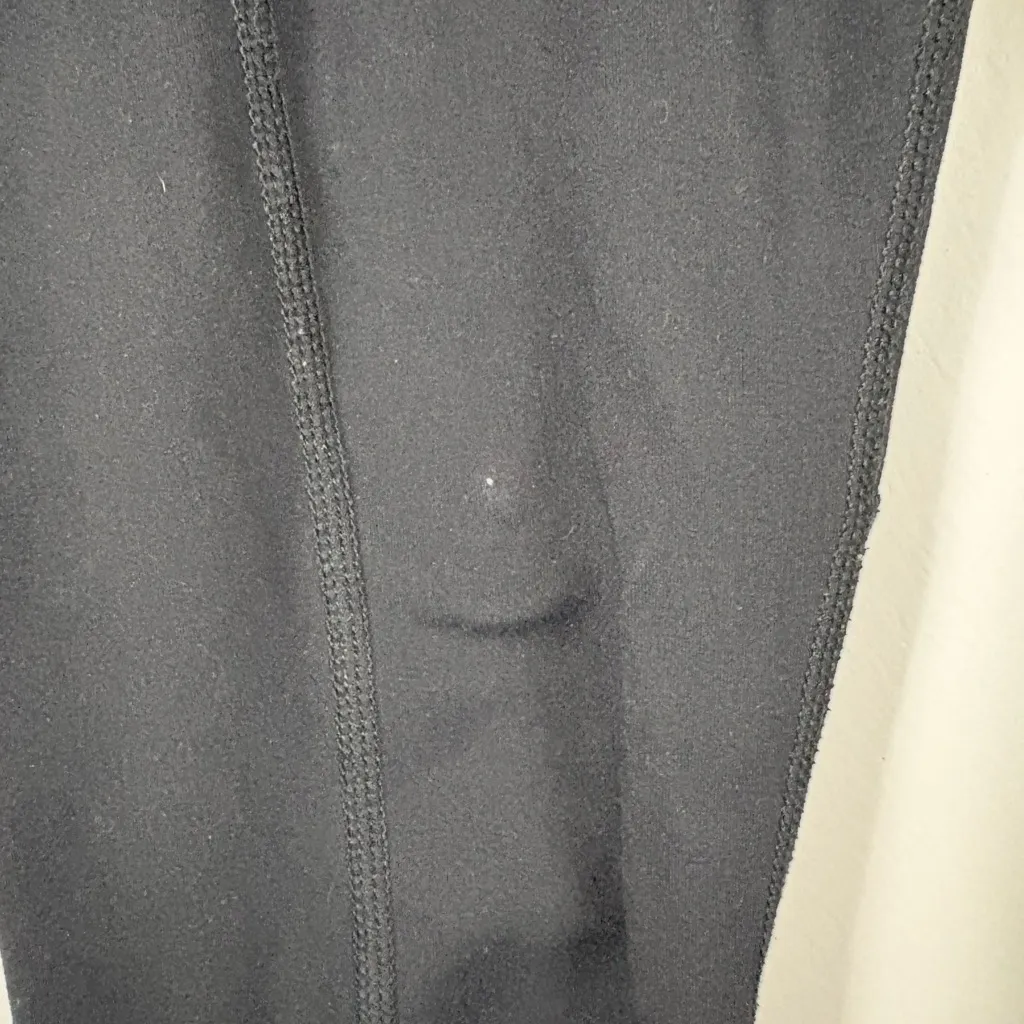 Yogalicious Lux Black Cropped Stretch Leggings XS Running Workout Gym Athleisure - Image 3