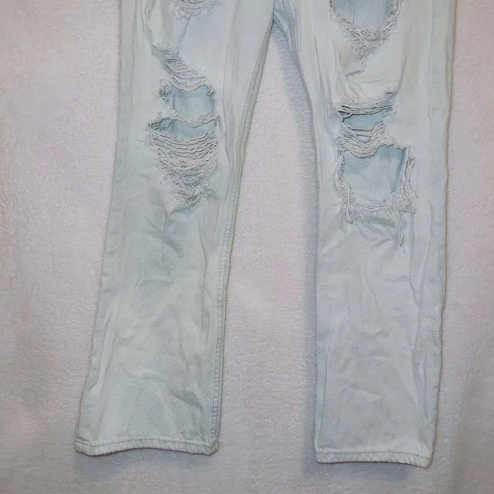 Aeropostale AERO Light Wash Denim Distressed High Rise 90s Baggy Straight Jeans - Image 3