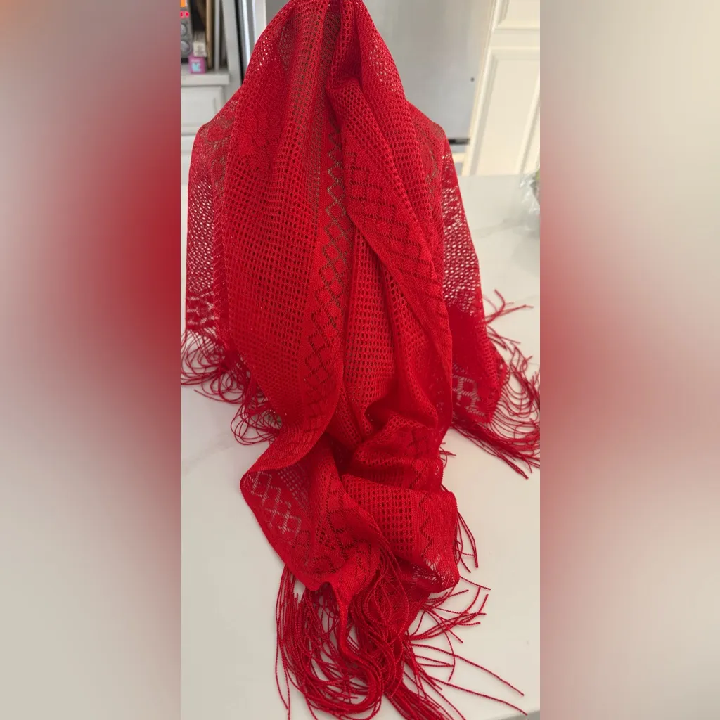 Elegant Red Fringed Shawl - Image 2