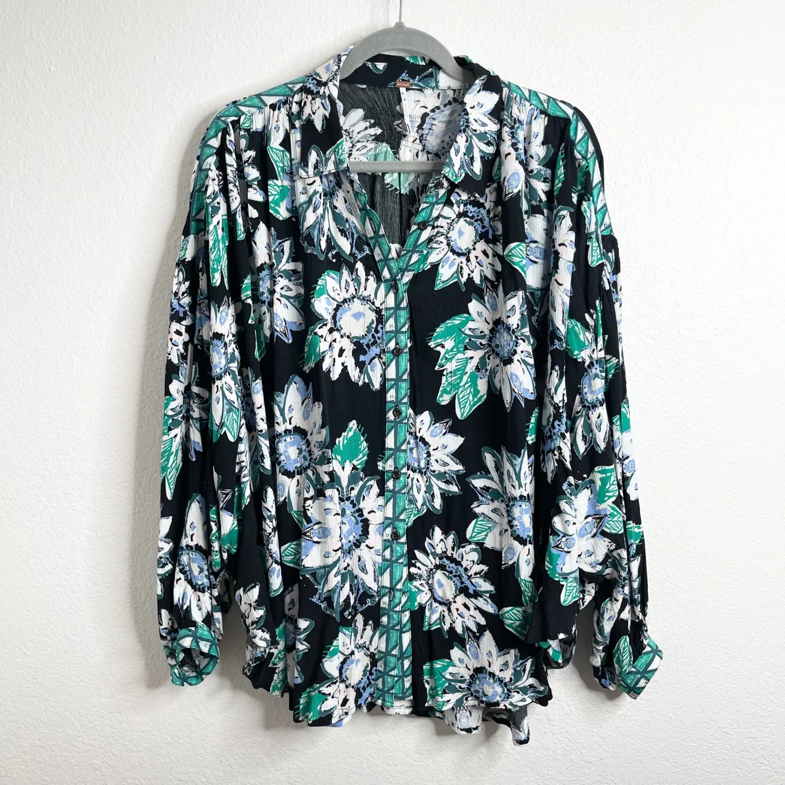 Free People Floral Print Long Sleeve Button Up Blouse Top Black Blue Green M - Image 2