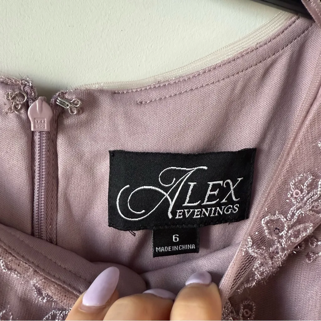 Alex Evenings‎ Embroidered Lace Bodice Tea Length Dress Wisteria Lilac 6 - Image 4