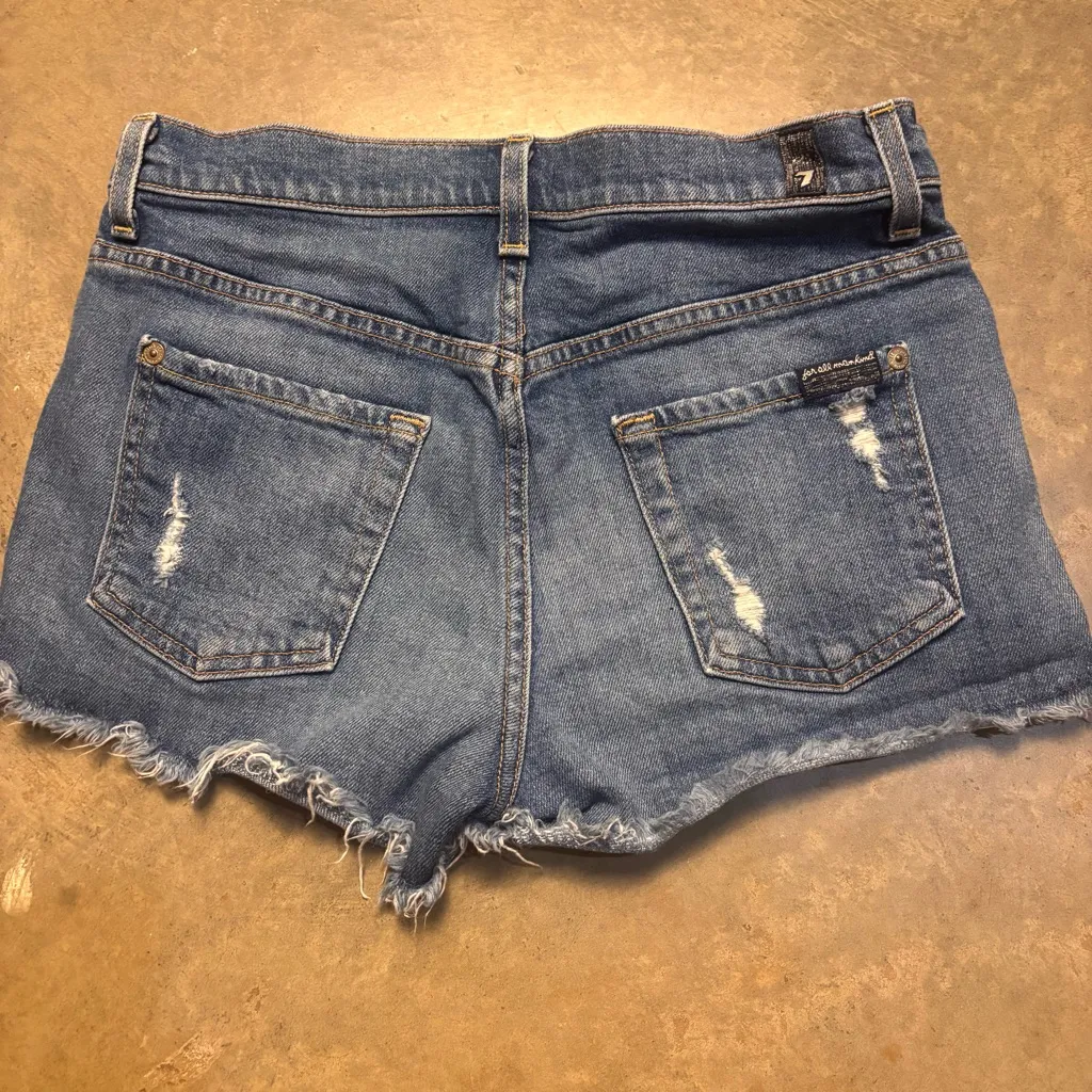 7 For All Mankind Distressed Jean Denim Shorts Fringe Button Fly Hi Rise Size 25 - Image 4
