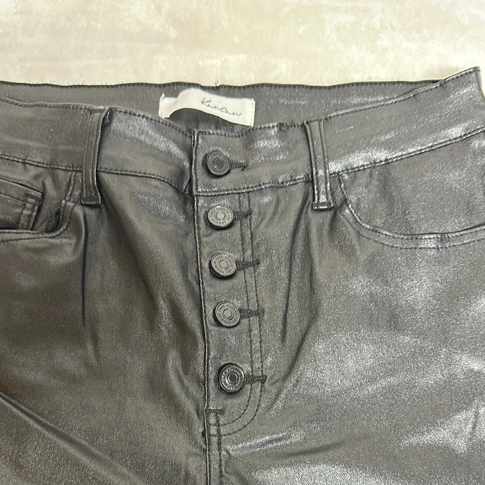 KanCan Black Cropped Ankle Pants with Sleek Finish Size 30 - Image 2