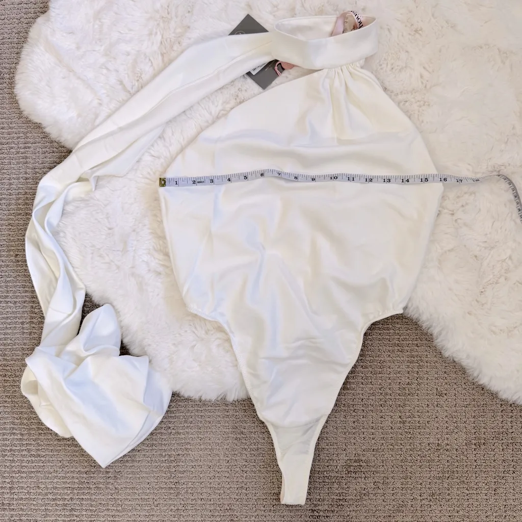 House of CB Satin Wrap Neck Bodysuit M - White - Image 3