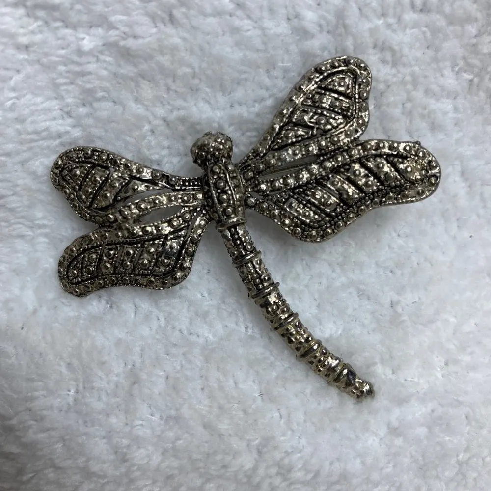 Silver Color Textured Metal Dragon Fly Pin Brooch - Image 2
