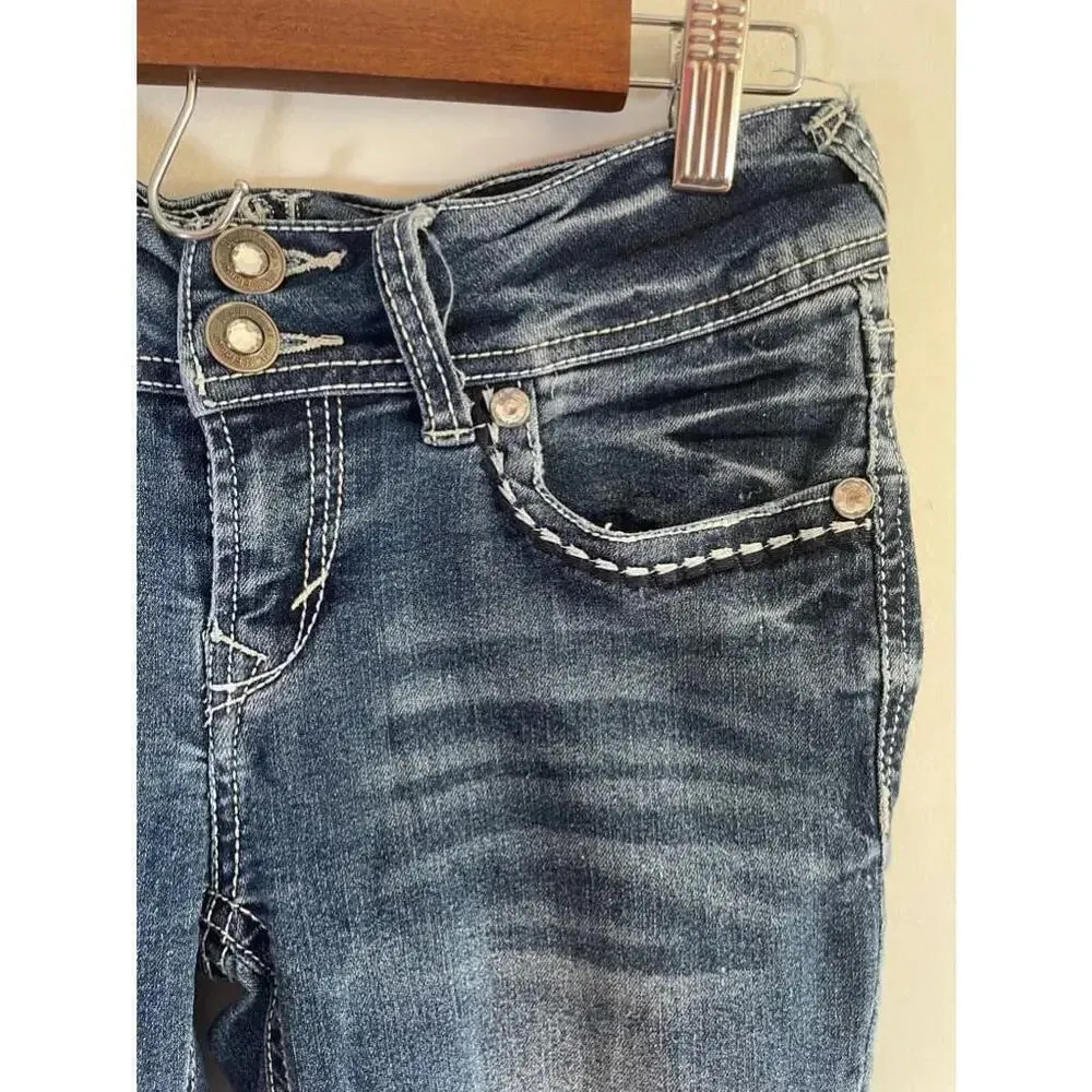 Women's WallFlower Jeans Size 1 Embroidered Back Pockets Bling American Flag EUC - Image 4