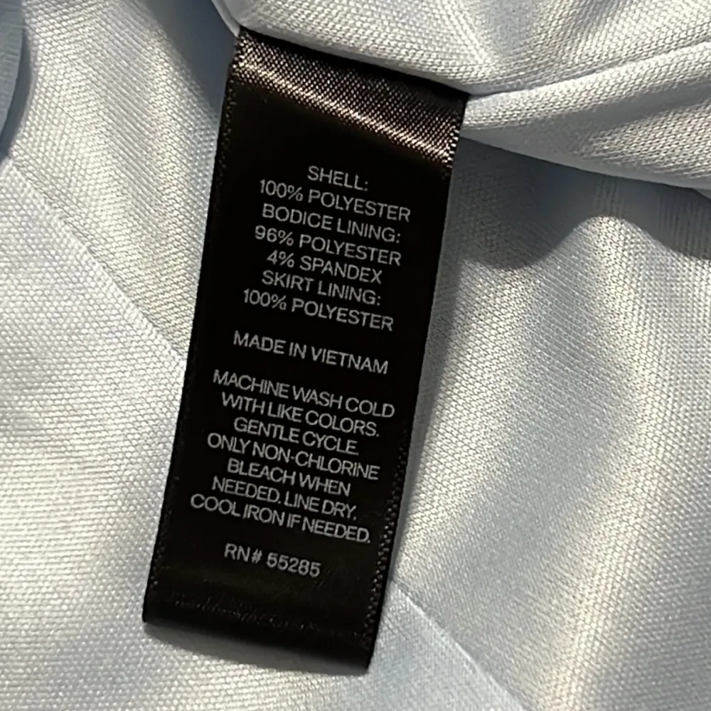 Express size 6 fit and flare strapless dress floral print blue black zips close - Image 10