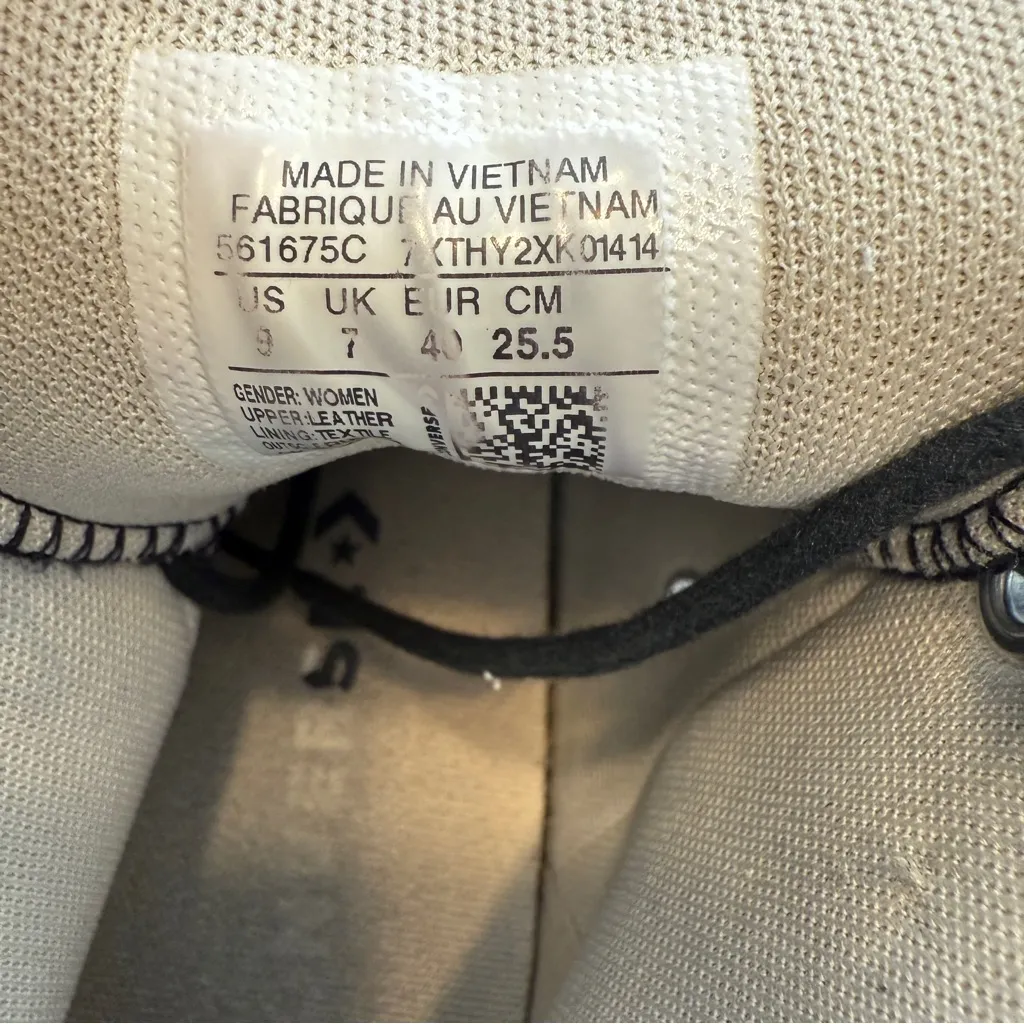 Converse Black Leather Upper Chuck Taylor All Star Sneakers Womens 9/ Mens 7 - Image 9