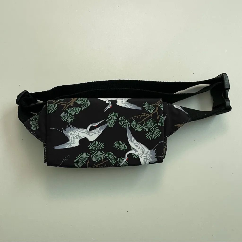 Hot Styles Belt Bag Fanny Pack Asian Cranes Botanical Double Zip Pockets Black - Image 6