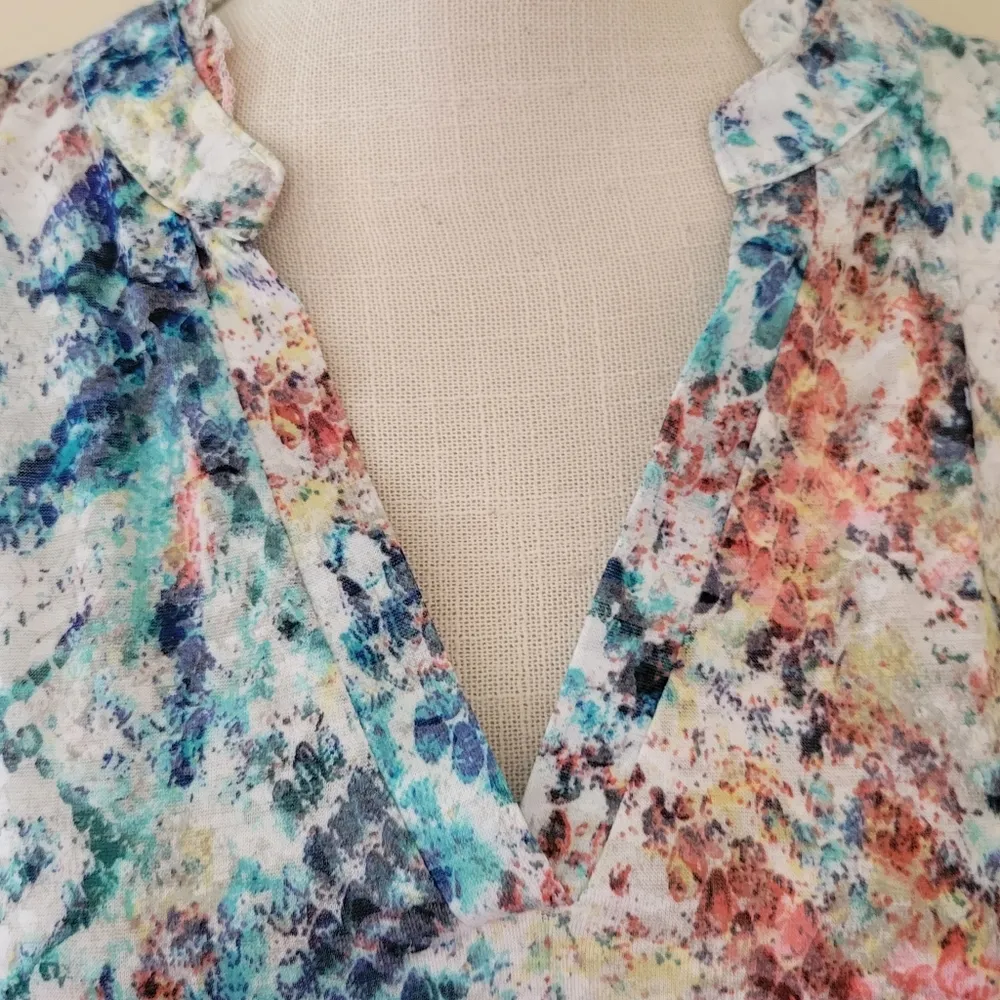Life Style multicolored watercolor blouse size lp - Image 3