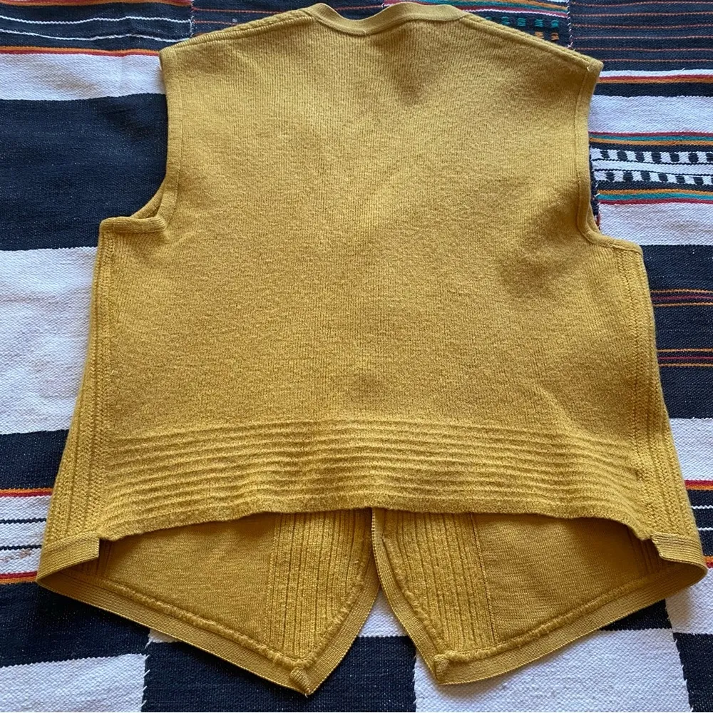 RARE Vintage Montfort Mustard 100% Wool button up Vest. Made in Britain. Small. - Image 11