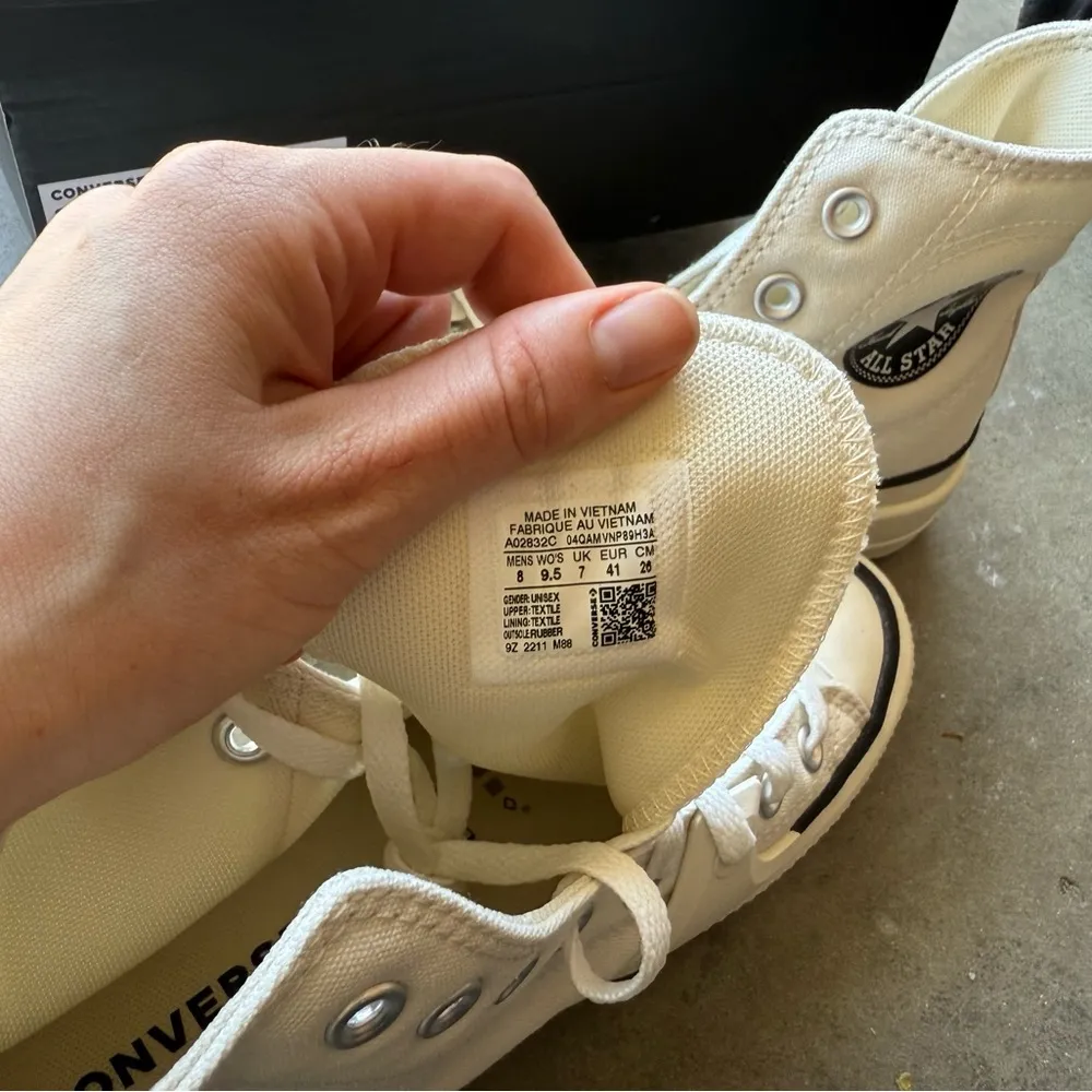 NIB Converse All Star White High-Top Sneakers M 8 Women’s 9.5 - Image 6