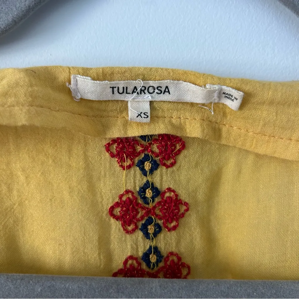 Tularosa Golden Sunshine Yellow Embroidered Short Sleeve V Neck Top XS - Image 7