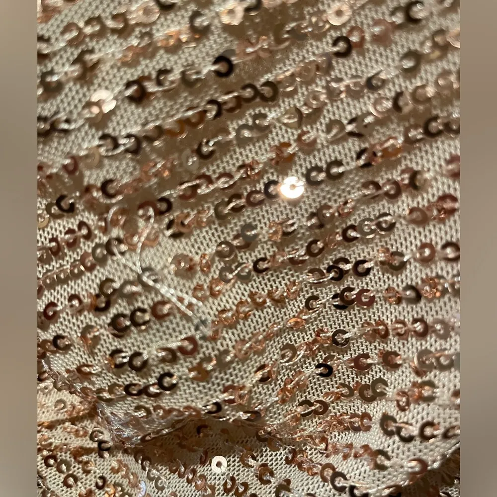 NWOT Mac Duggal Sequins Gown Dress Rose Gold Color Size 10 - Image 10