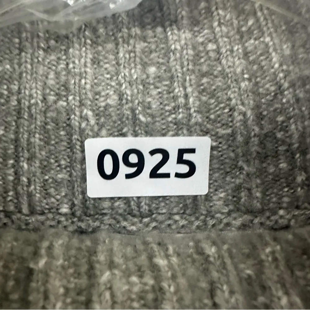 H&M Turtleneck Pullover Knit Sweater Women’s Small Grey - Image 8