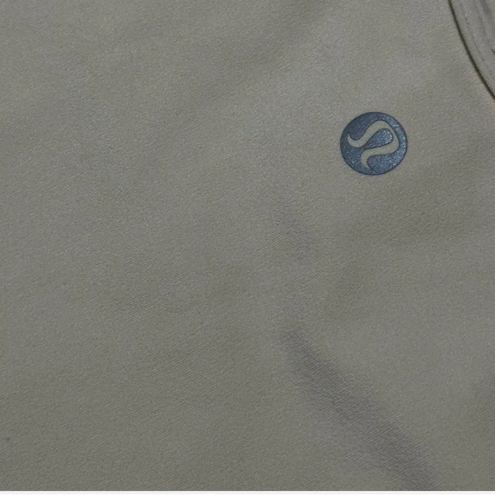 NWT Lululemon Prosecco Align Nulu Tee size 10 - Image 7