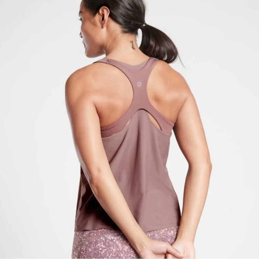 Athleta Ultimate 2 in 1 built in bra tank size small - Image 4