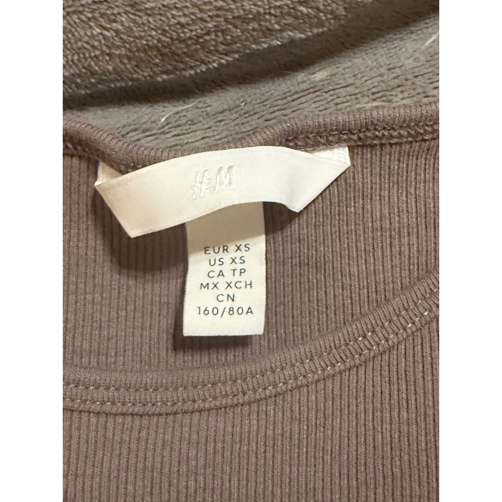 NWOT H&M Size XS Y2K Long Sleeve Ribbed Brown Round Neck Cotton Stretch Causal - Image 3