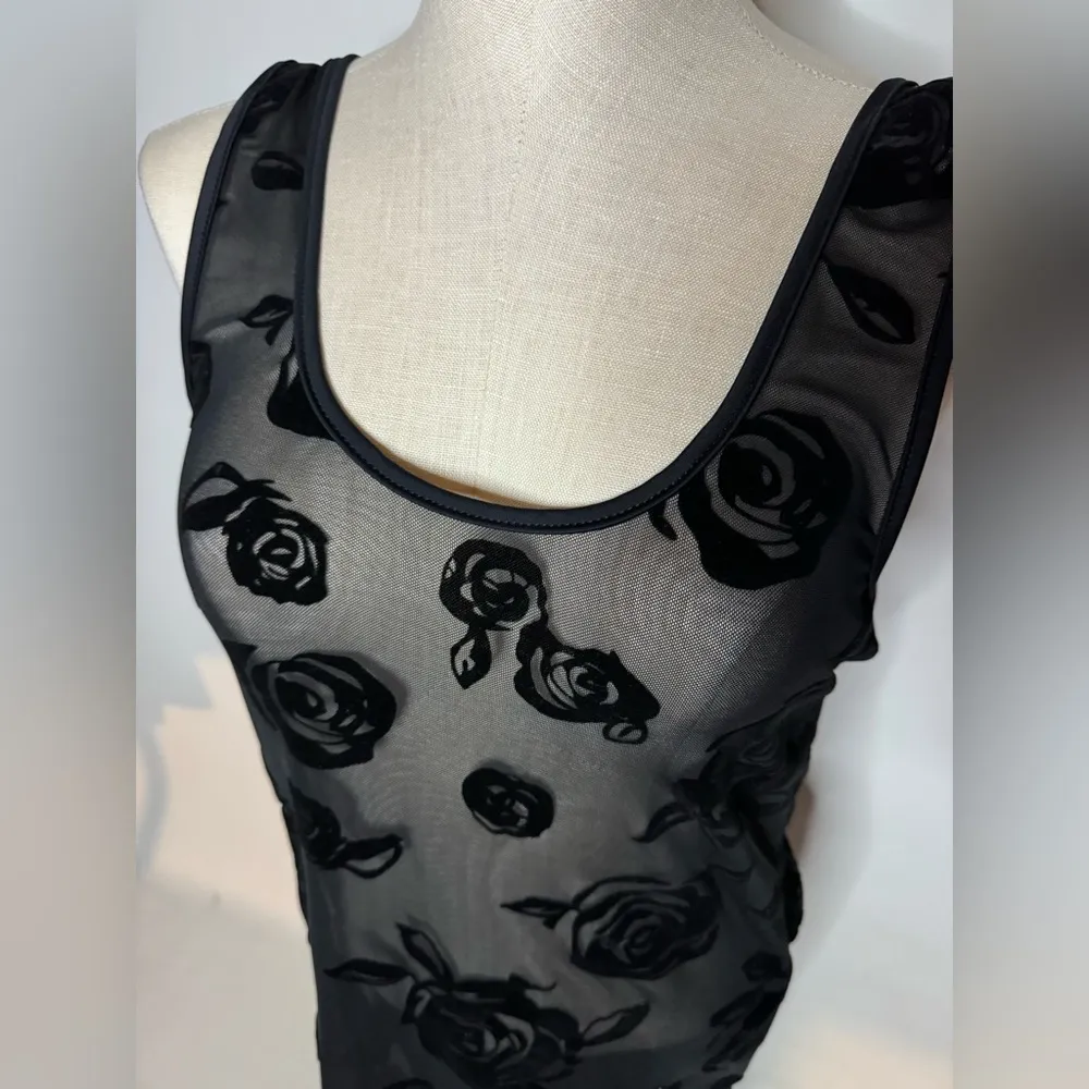 Cover up for swimwear/lingerie style wear - Image 3