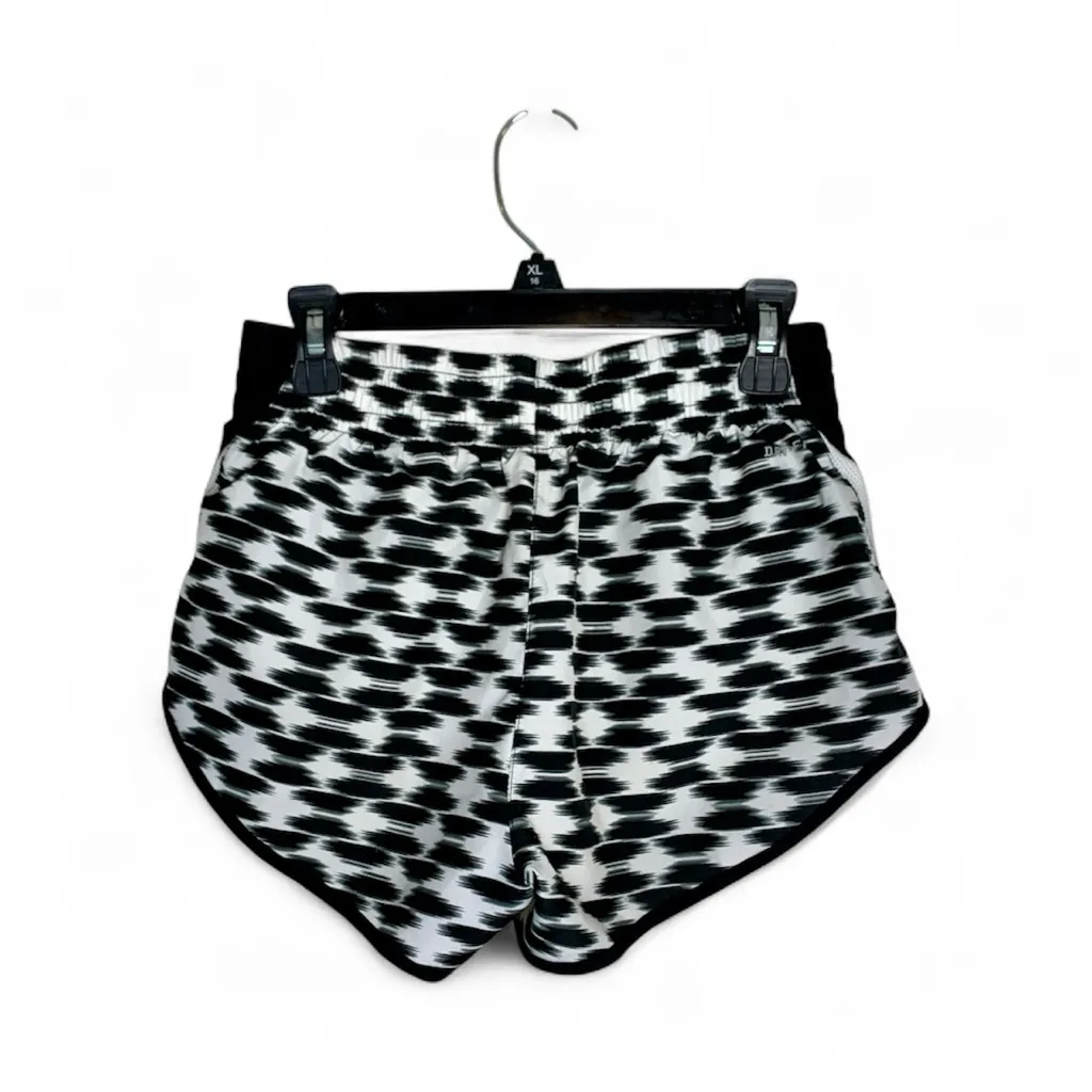 Nike Women’s Running Shorts XS Black White Ikat Print Dri Fit Athletic Shorts - Image 4