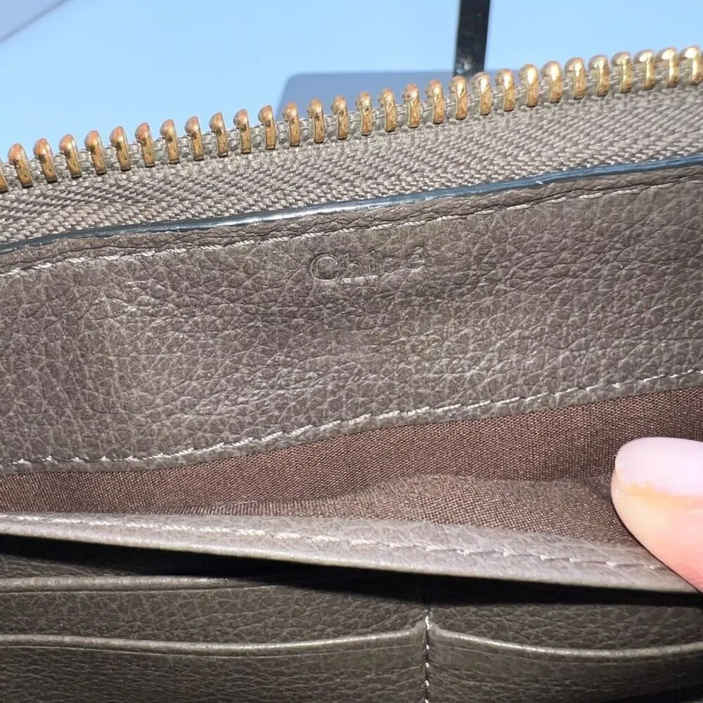 Chloe Rock Calfskin Party Long Zip Wallet with FULL INCLUSION - Image 9