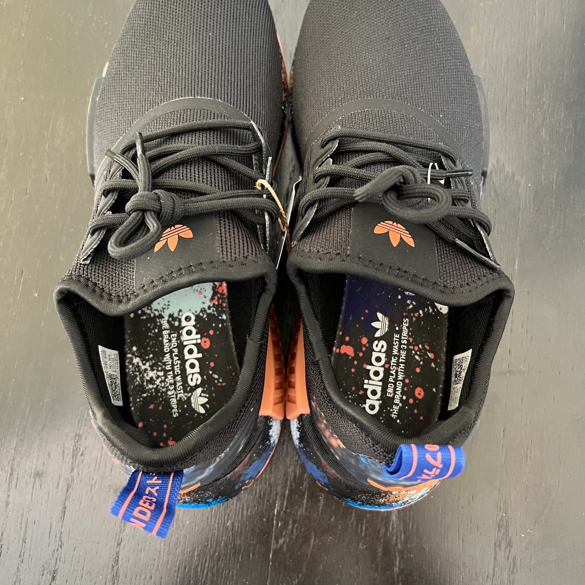 New  NMD R1 J Coral Black - Image 7