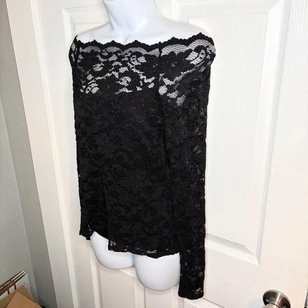 Bailey 44 Scalloped Black Lace Off-Shoulder Blouse Boatneck Long Sleeves M - Image 4