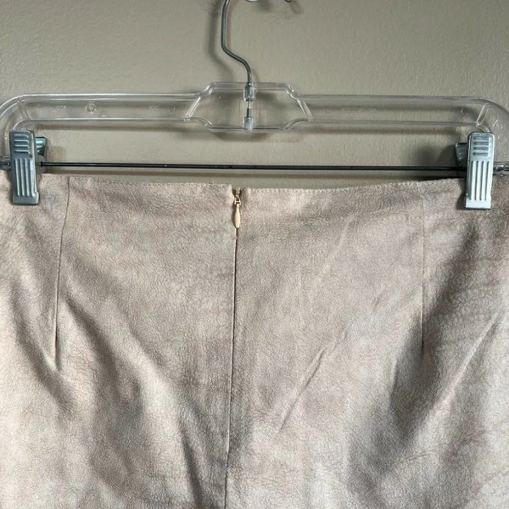 Very J Medium brown shorts - Image 3