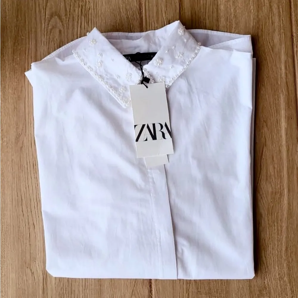 Zara pearl embellished collar detail cotton poplin white button front shirt - Image 11