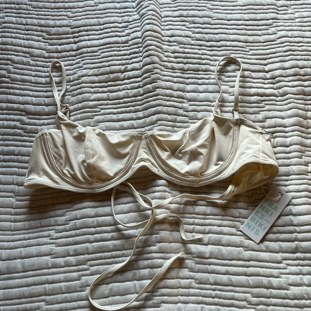 Cola Underwire Bikini Top - Image 5