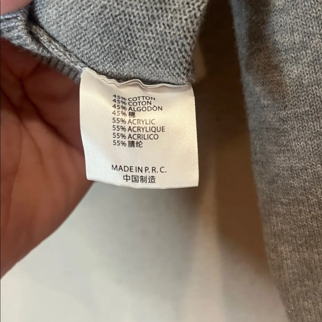 Brandy Melville Women’s Gray Cropped Cardigan Size XS - Image 7