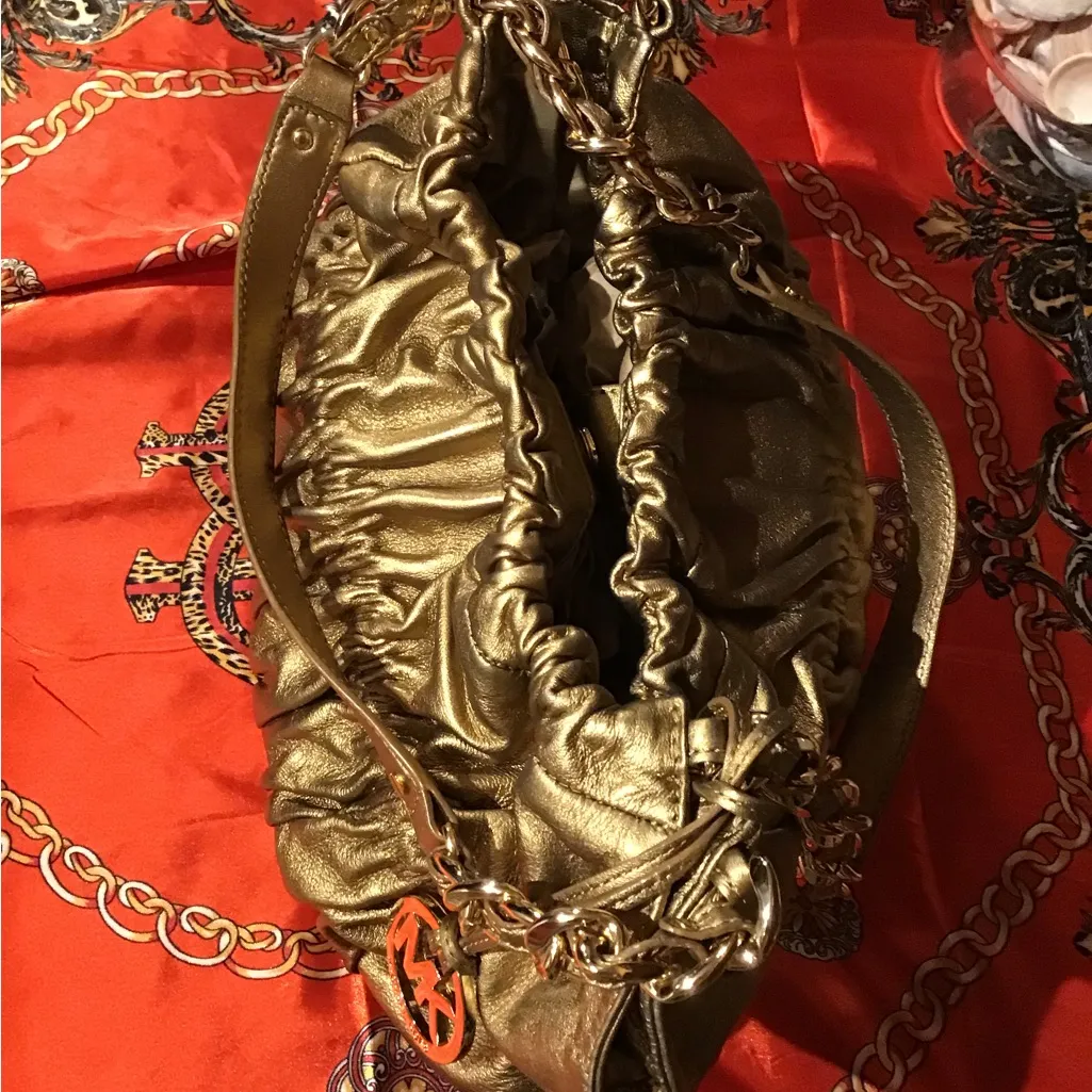 Michael Kors Gold Ruched Shoulder Purse - Image 5
