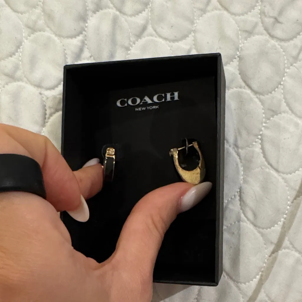 Coach Black and Gold Arch Earrings hoops - Image 8