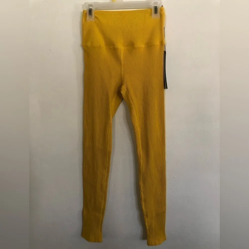 NWT Carbon38 Ribbed 7/8 Legging - Image 7