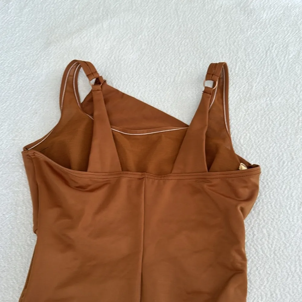 Miraclesuit
Network Azura One Piece Swimsuit, $178 - Image 10